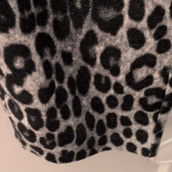 Michael Kors Black and Gray Patterned Pants - Picture 5 of 8